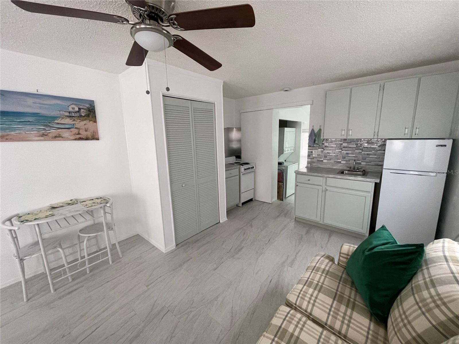 1635 OMAHA ST #B, PALM HARBOR, FL, 34683