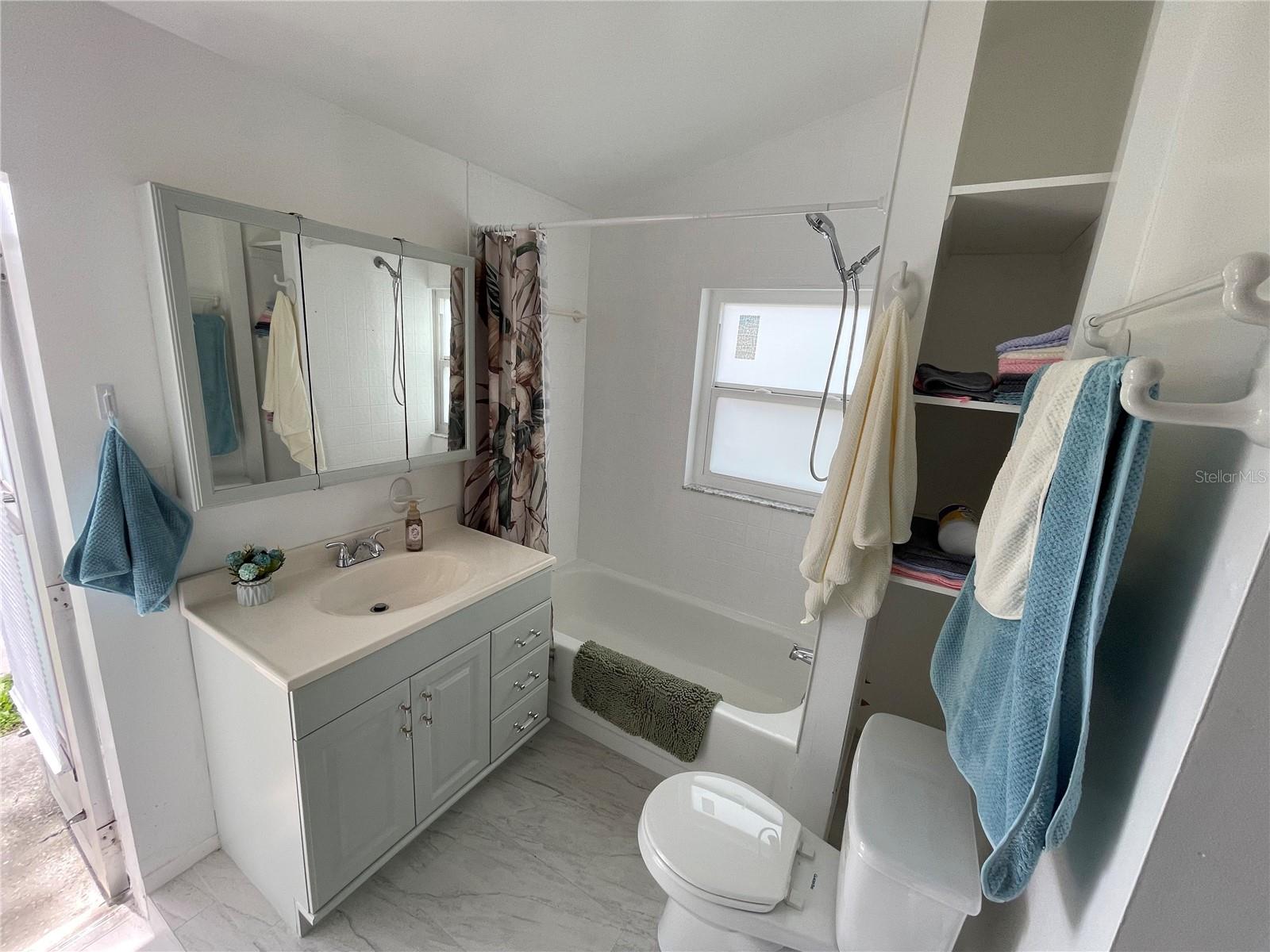 1635 OMAHA ST #B, PALM HARBOR, FL, 34683