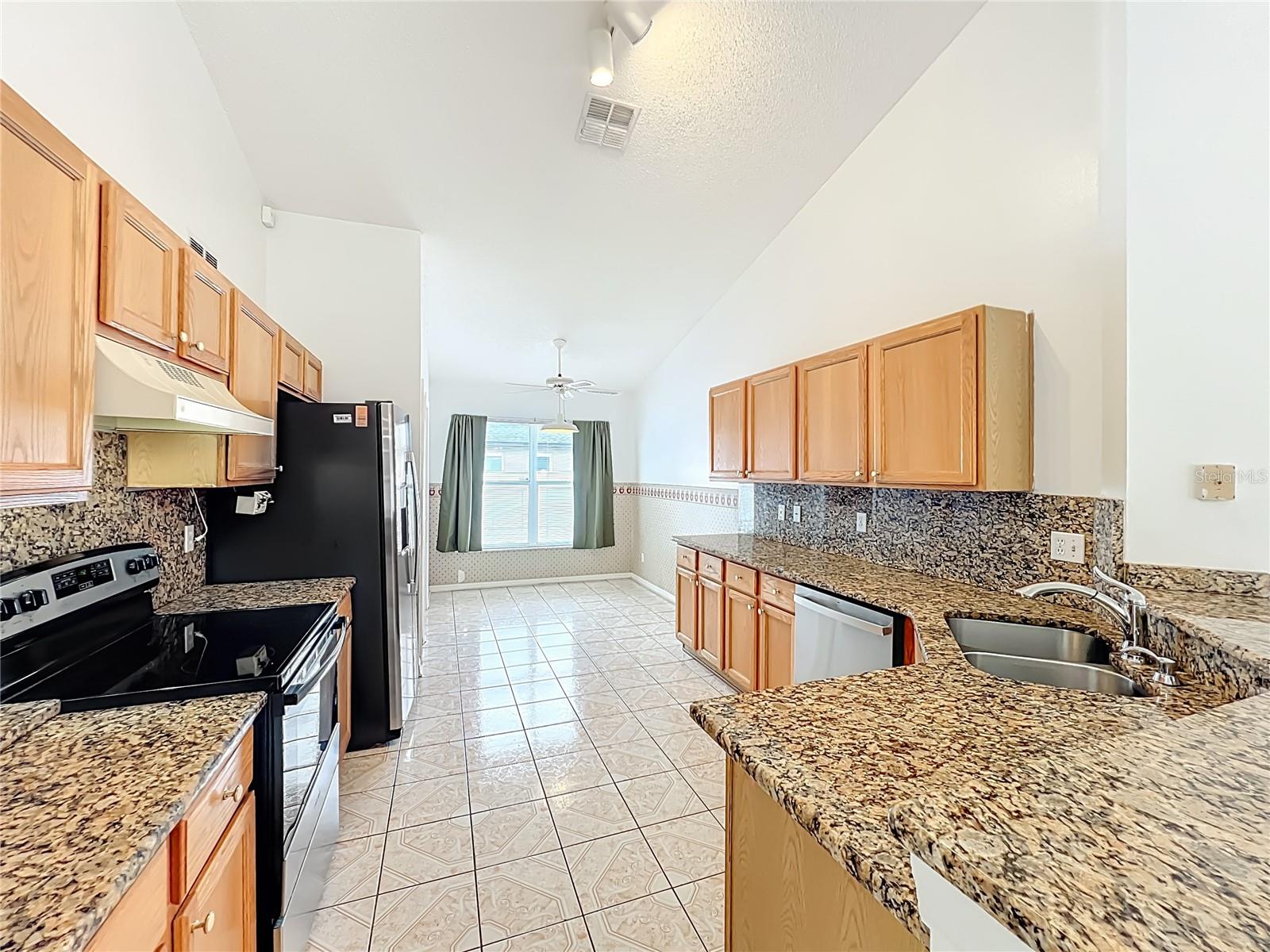 1851 TILLSTREAM DR, ORLANDO, FL, 32818