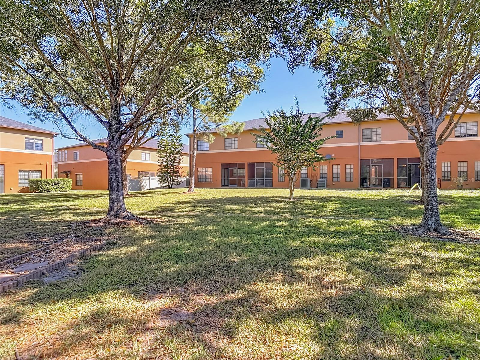 1046 TULLAMORE DR, WESLEY CHAPEL, FL, 33543