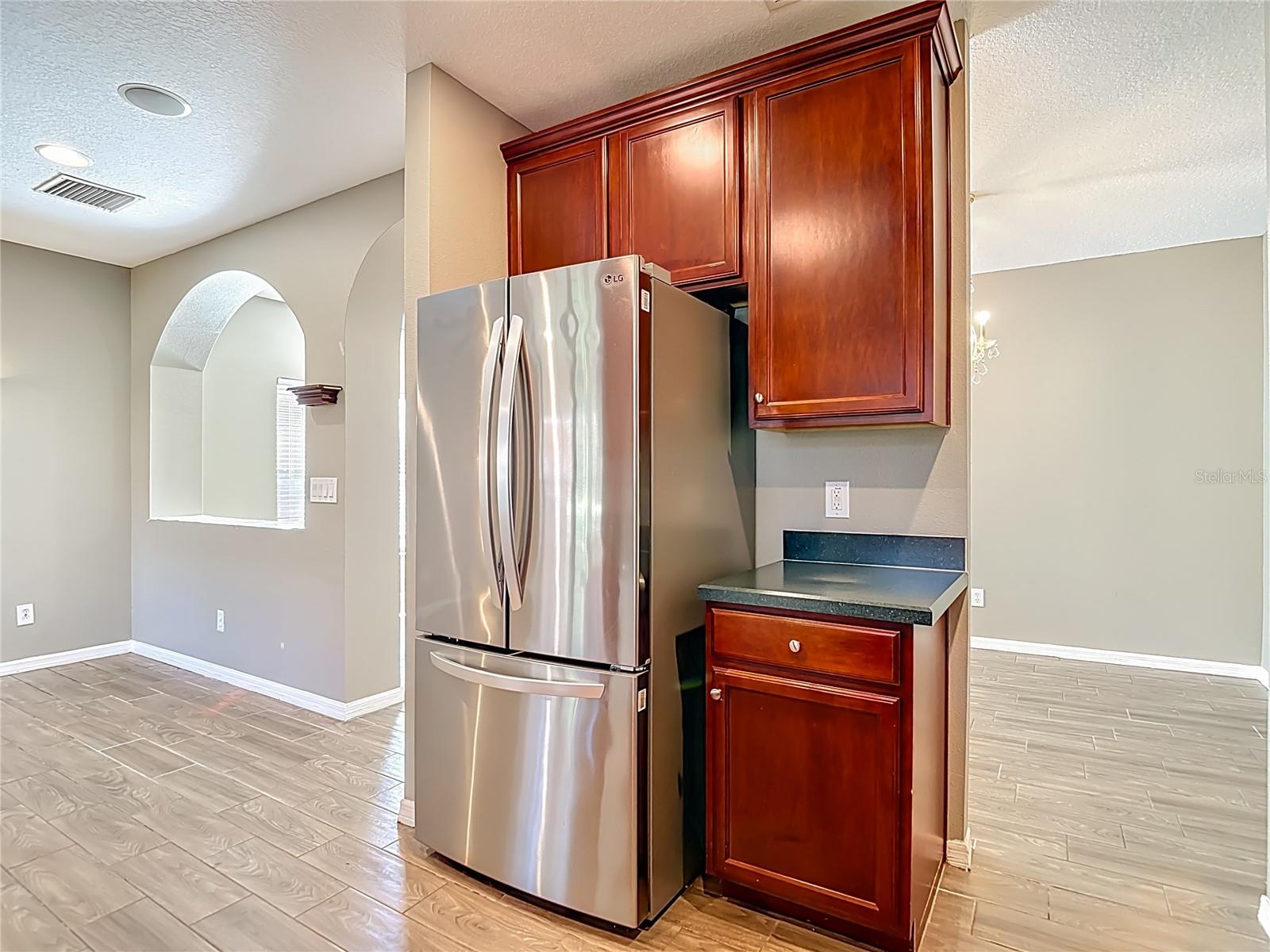 1046 TULLAMORE DR, WESLEY CHAPEL, FL, 33543