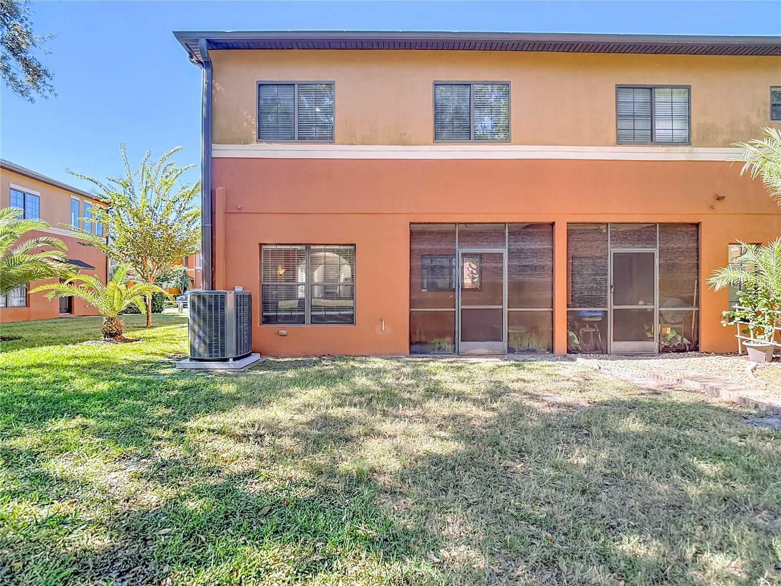 1046 TULLAMORE DR, WESLEY CHAPEL, FL, 33543