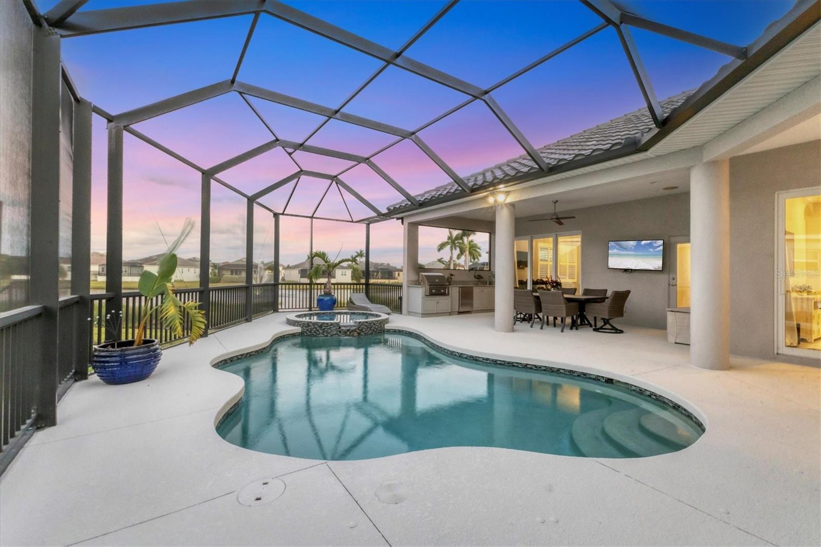 6261 CHAMPIONS ROW ST, BRADENTON, FL, 34210