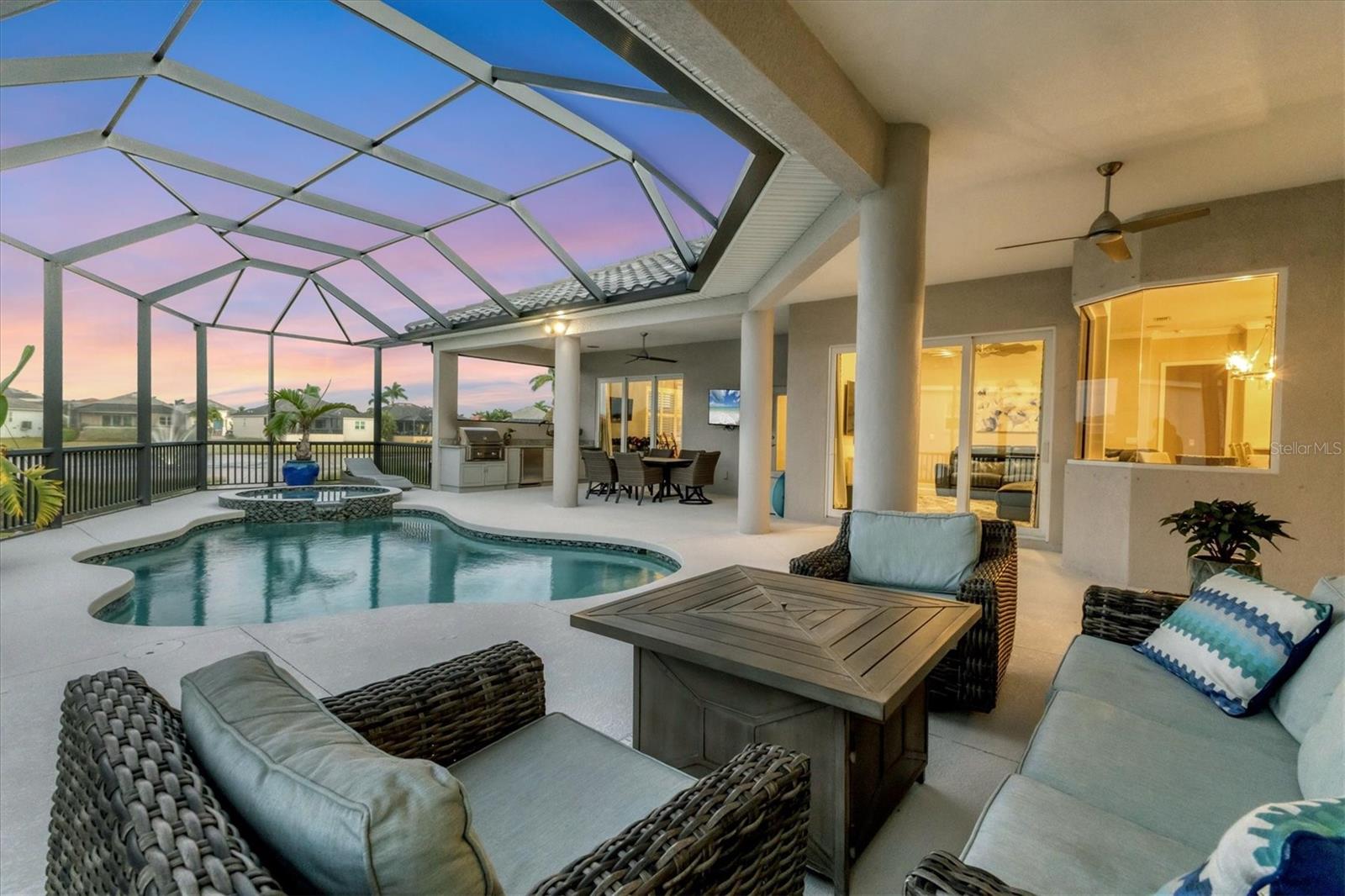 6261 CHAMPIONS ROW ST, BRADENTON, FL, 34210