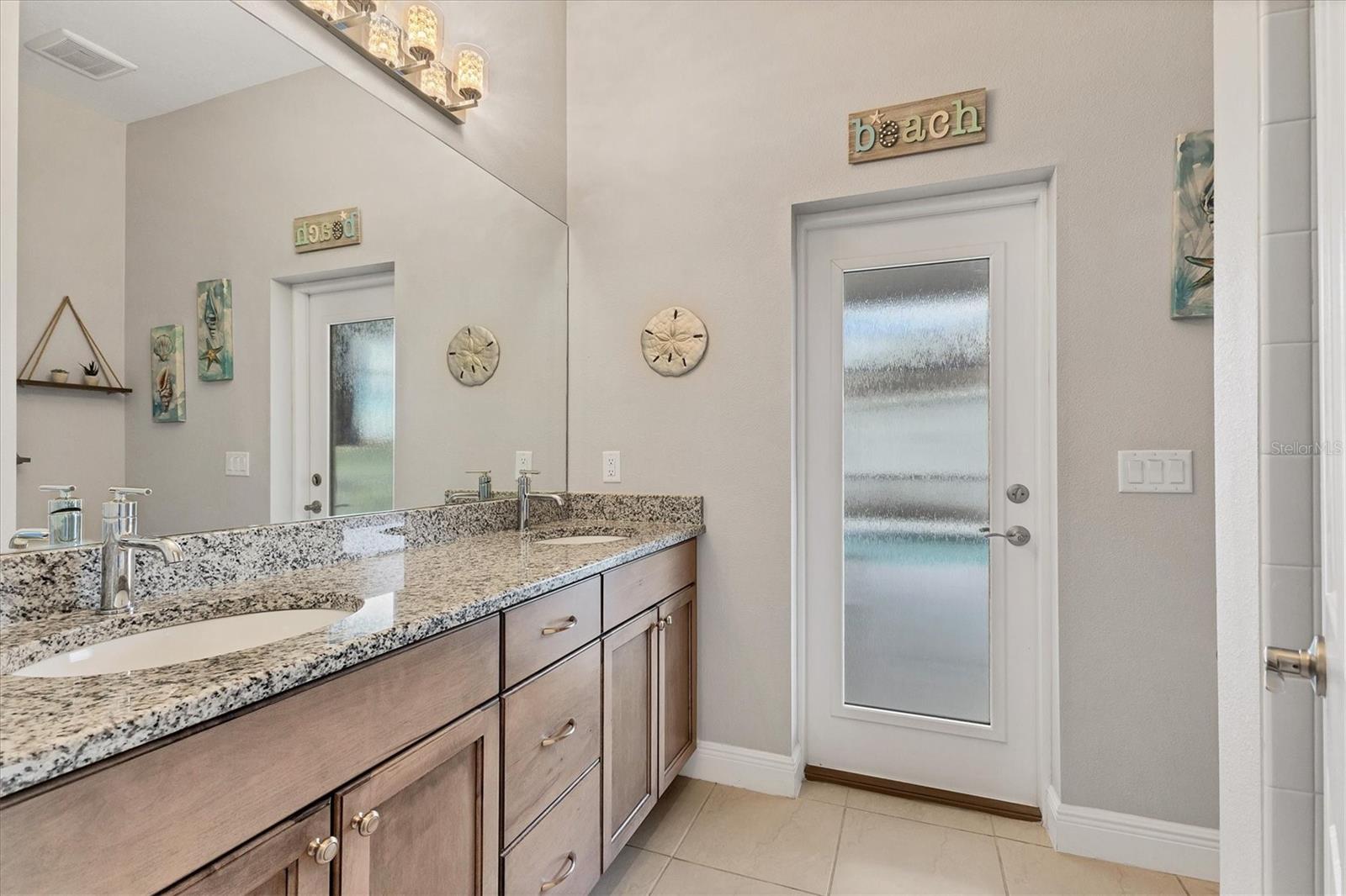 6261 CHAMPIONS ROW ST, BRADENTON, FL, 34210