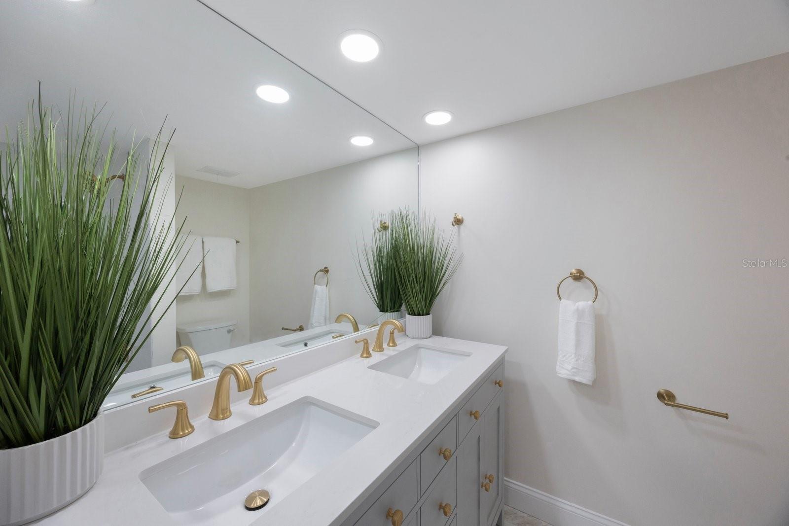 7400 SUN ISLAND DR S #806, SOUTH PASADENA, FL, 33707