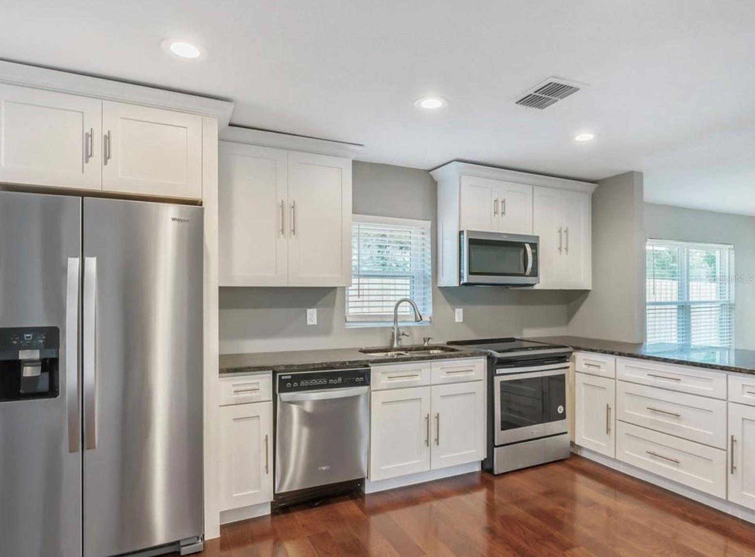 917 HERMAN AVE, ORLANDO, FL, 32803