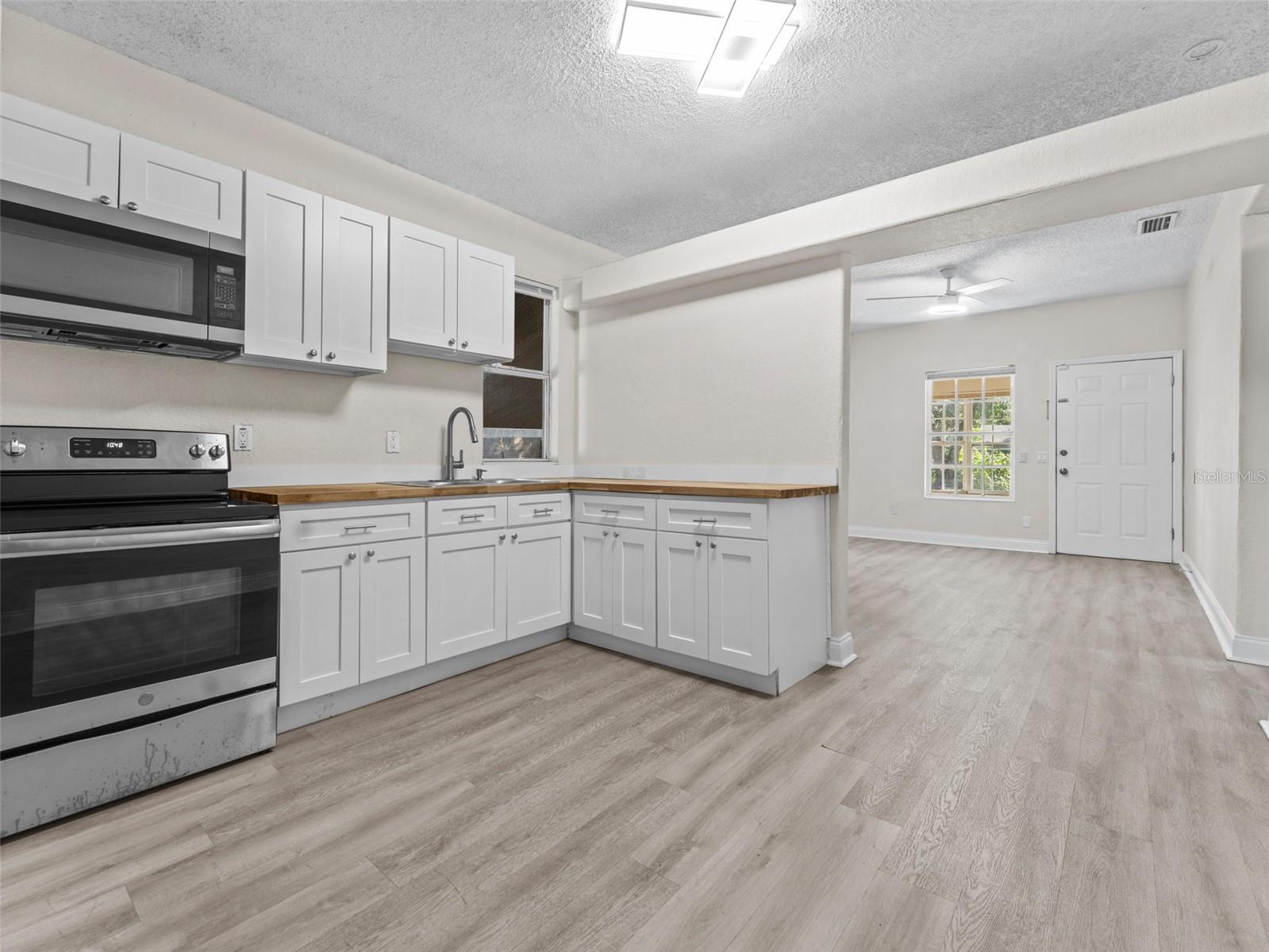 8210 N KLONDYKE ST #1, TAMPA, FL, 33604