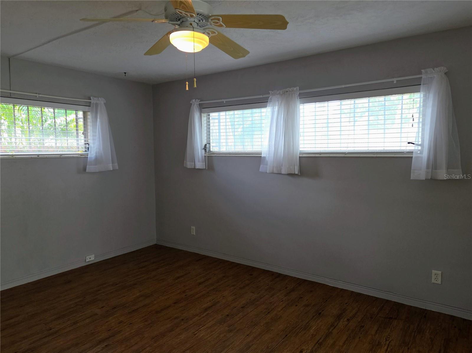 5141 38TH ST S, ST PETERSBURG, FL, 33711