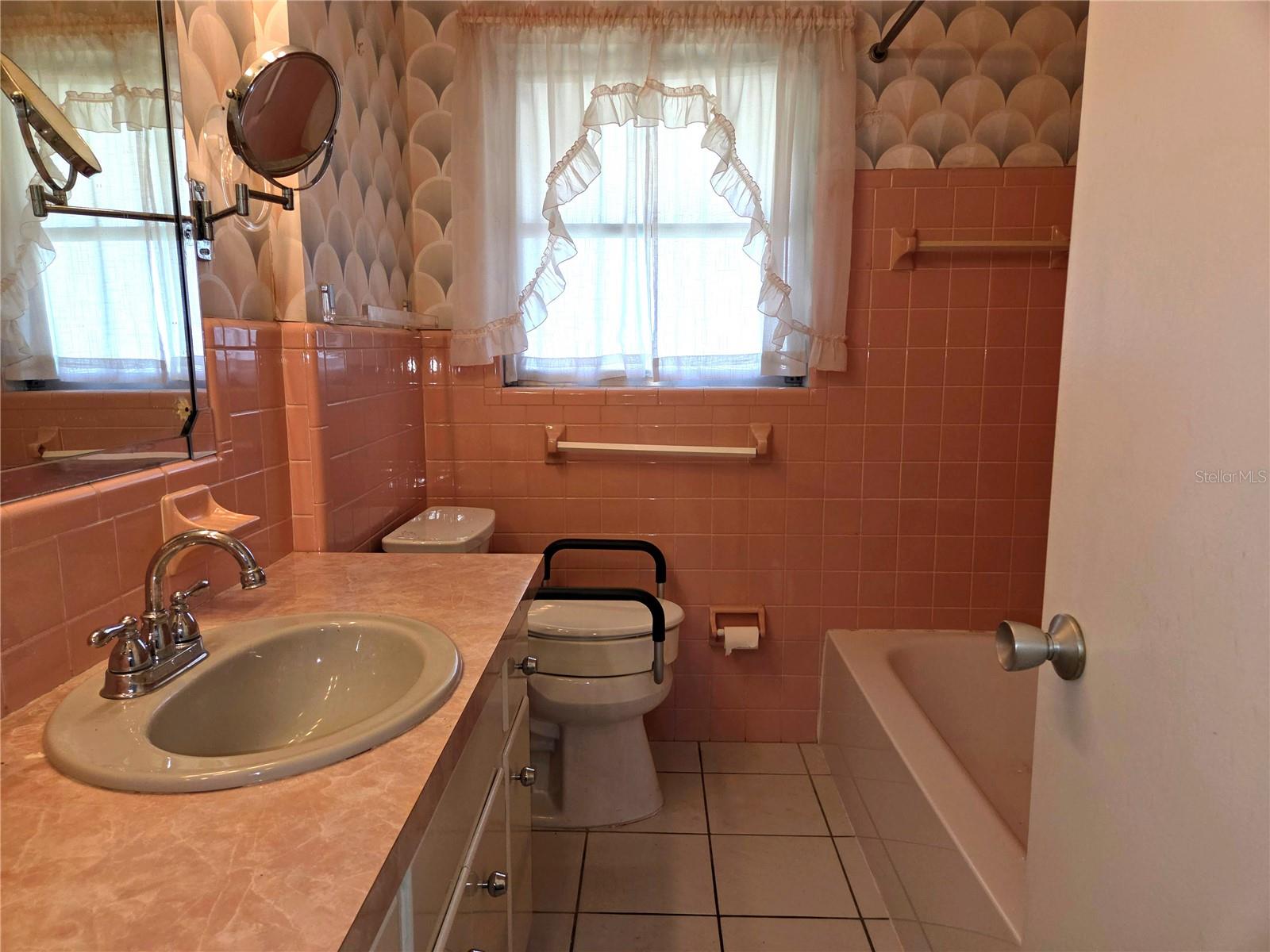 5141 38TH ST S, ST PETERSBURG, FL, 33711