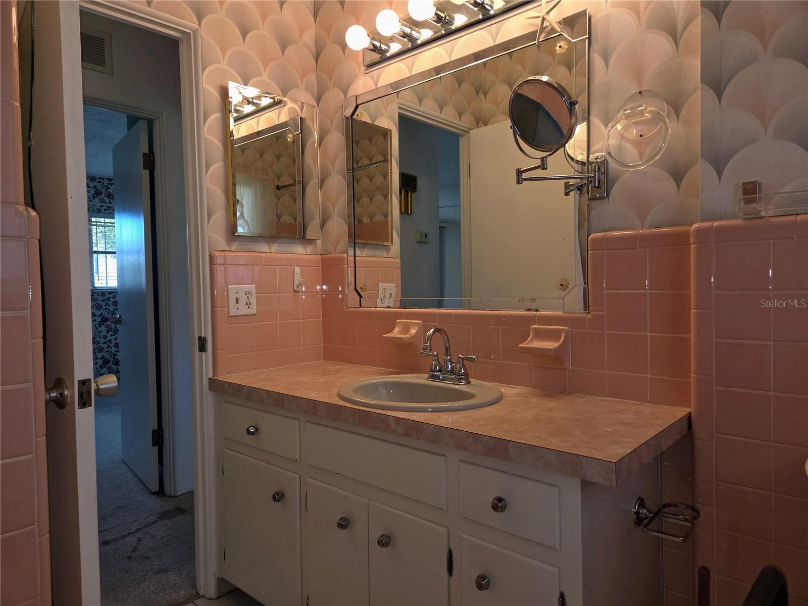 5141 38TH ST S, ST PETERSBURG, FL, 33711