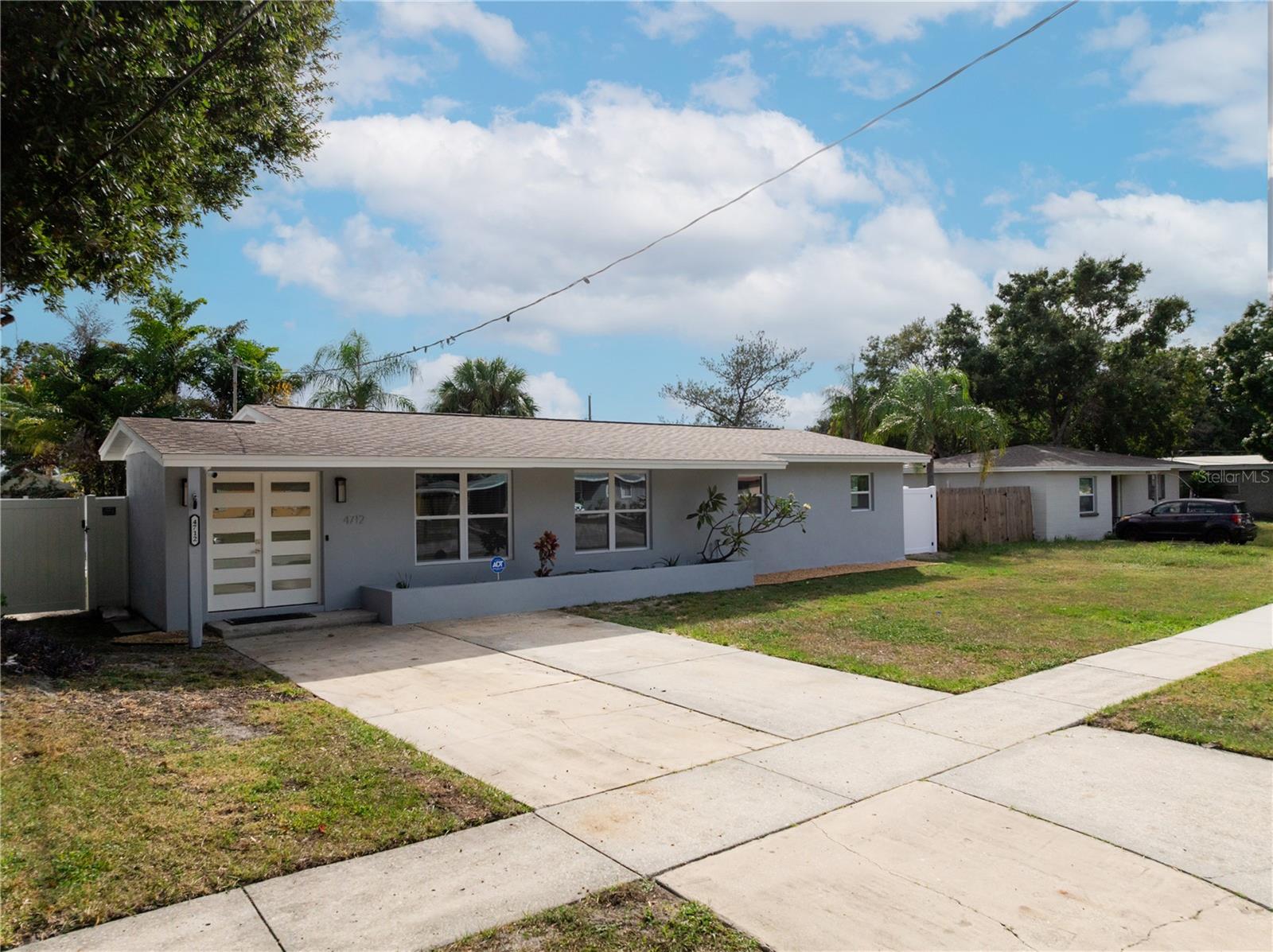 4712 W BAY AVE, TAMPA, FL, 33616