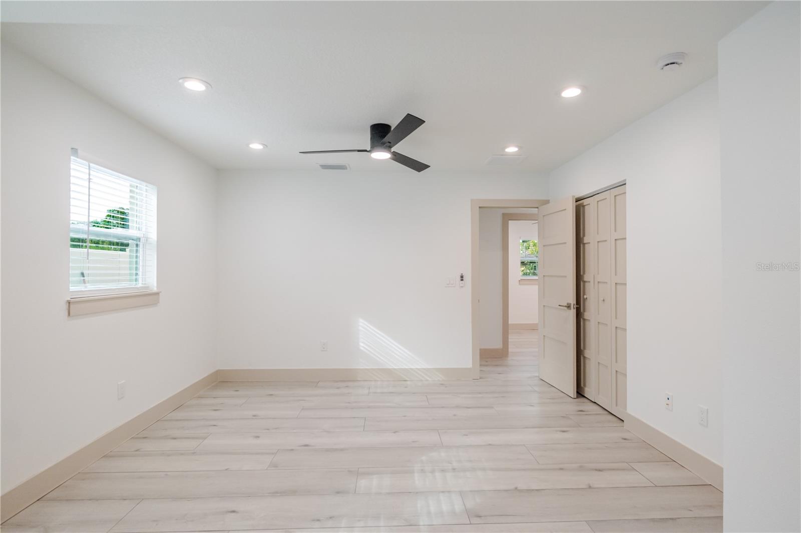 4712 W BAY AVE, TAMPA, FL, 33616