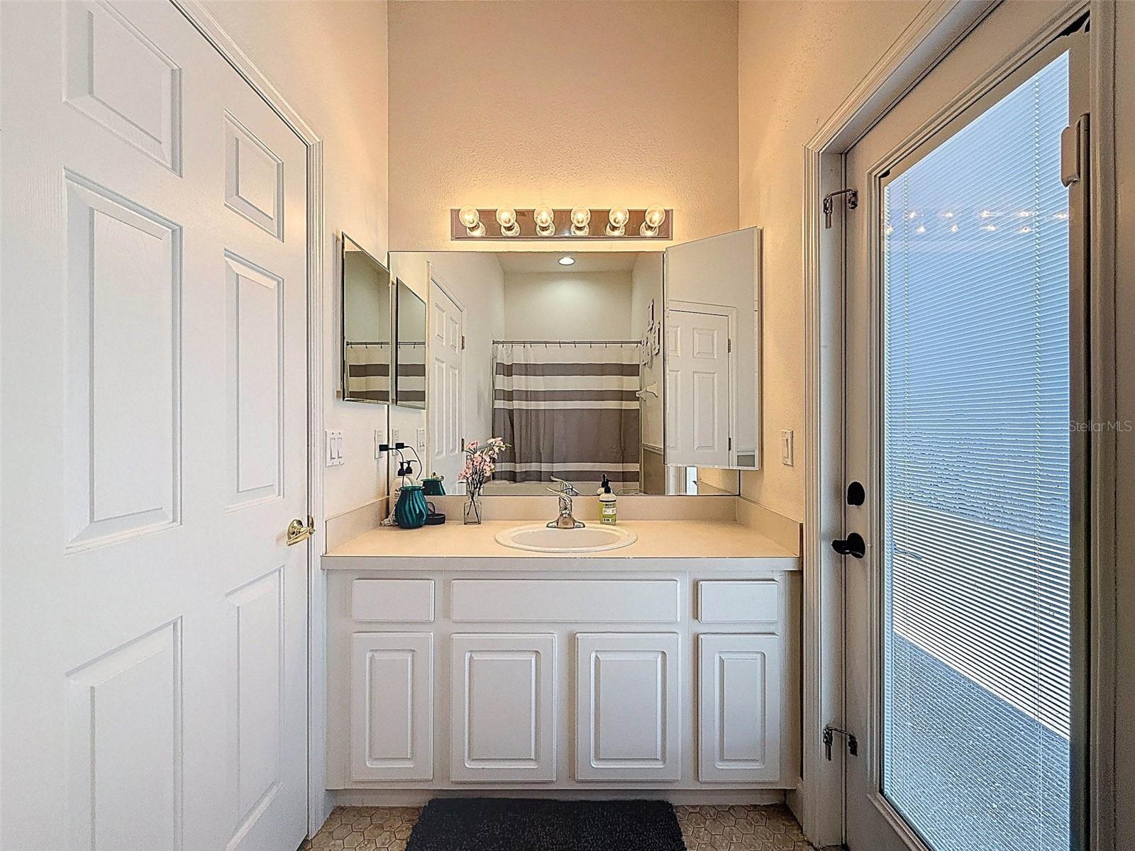 2422 WOOD POINTE DR, HOLIDAY, FL, 34691