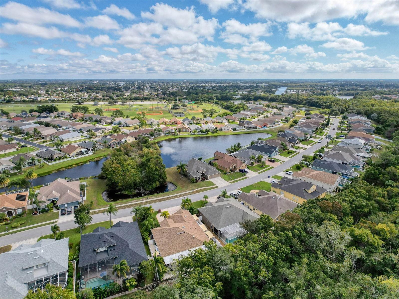 2422 WOOD POINTE DR, HOLIDAY, FL, 34691