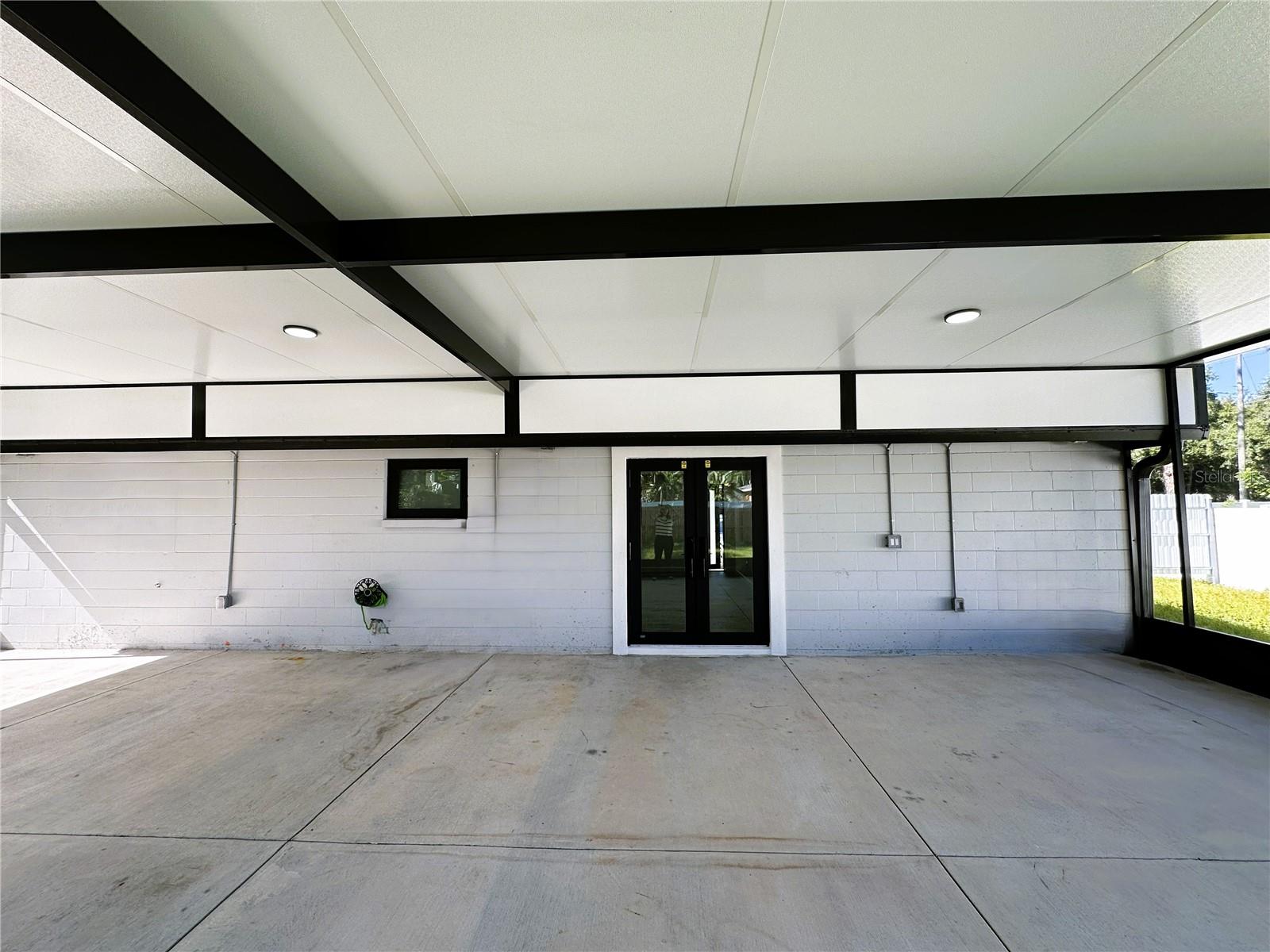 6507 ELLIOT DR, TAMPA, FL, 33615