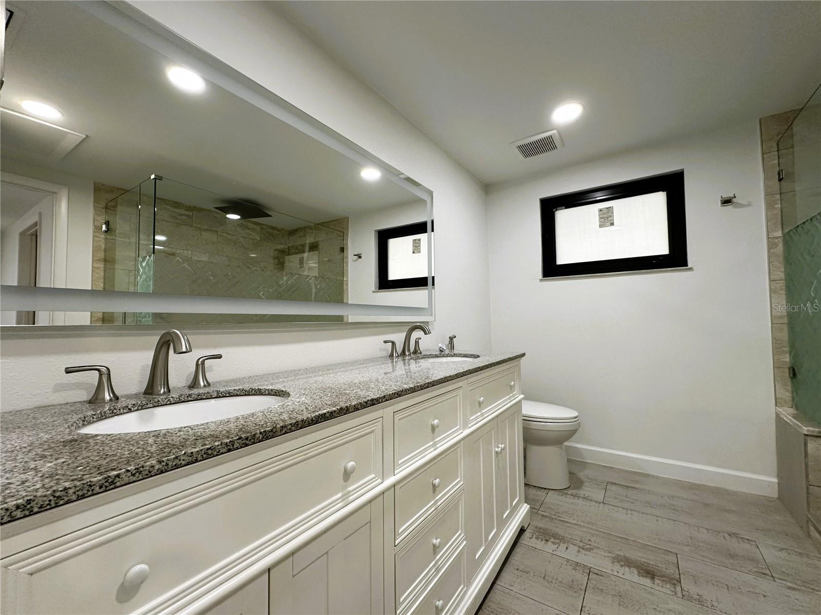 6507 ELLIOT DR, TAMPA, FL, 33615