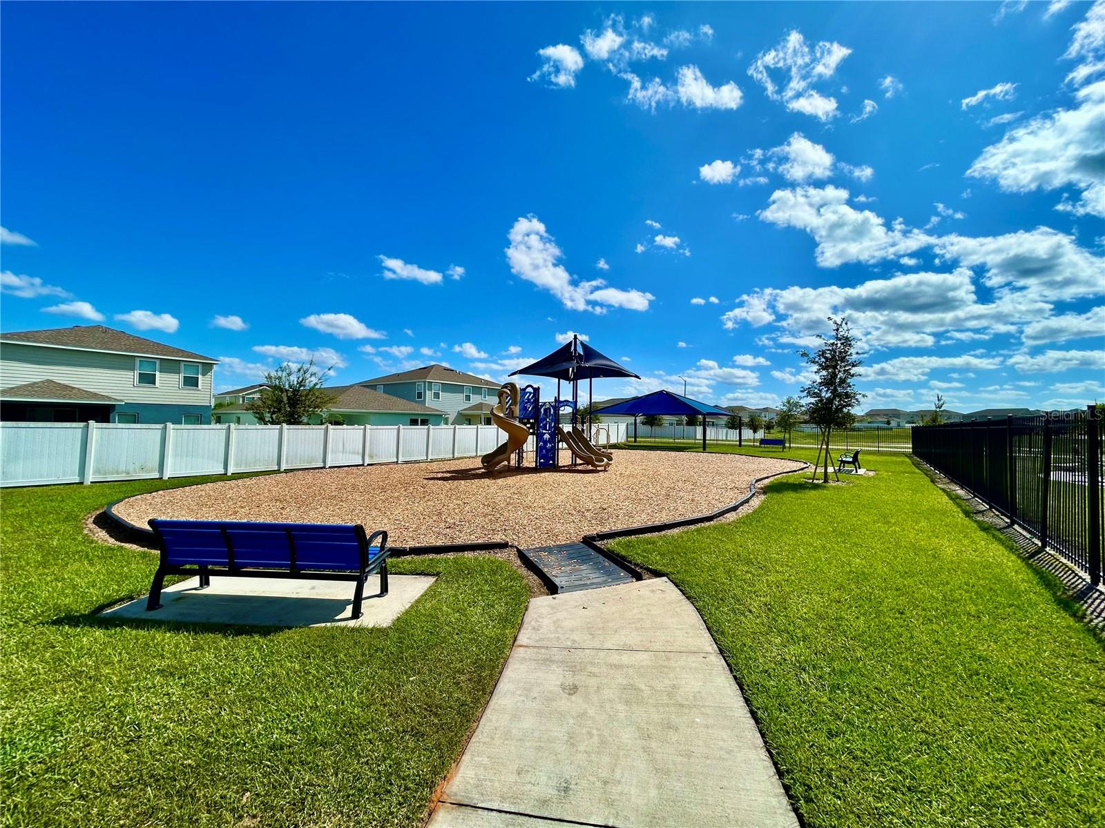 2611 TULIP DR, DAVENPORT, FL, 33837