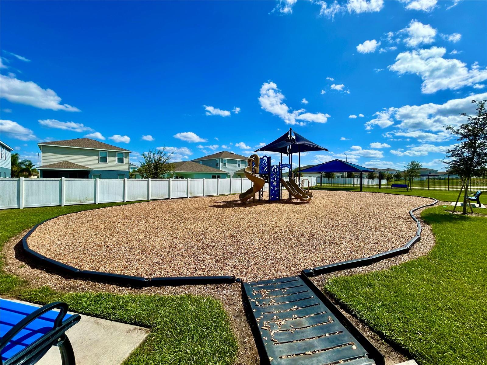 2611 TULIP DR, DAVENPORT, FL, 33837