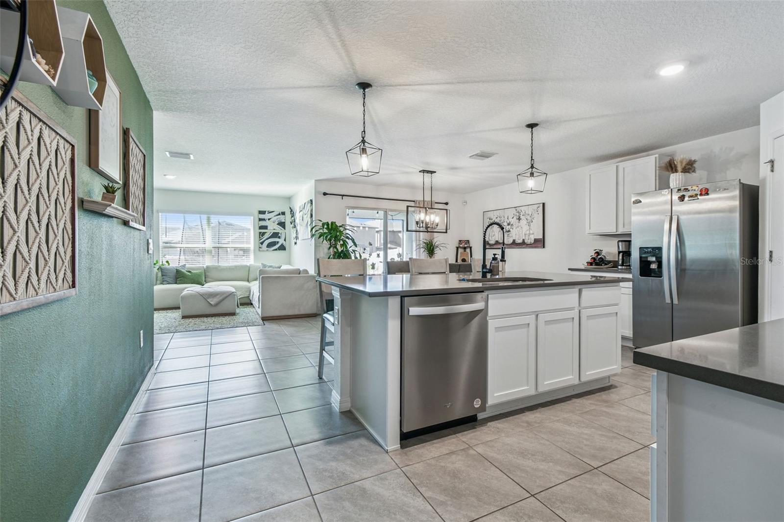3139 SILVER DATE DR, WIMAUMA, FL, 33598