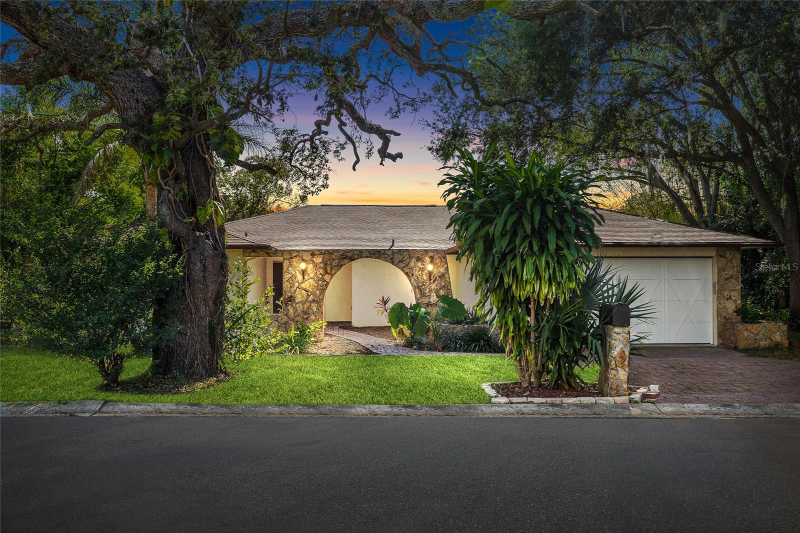 7415 LAKE FOREST CIR, PORT RICHEY, FL, 34668