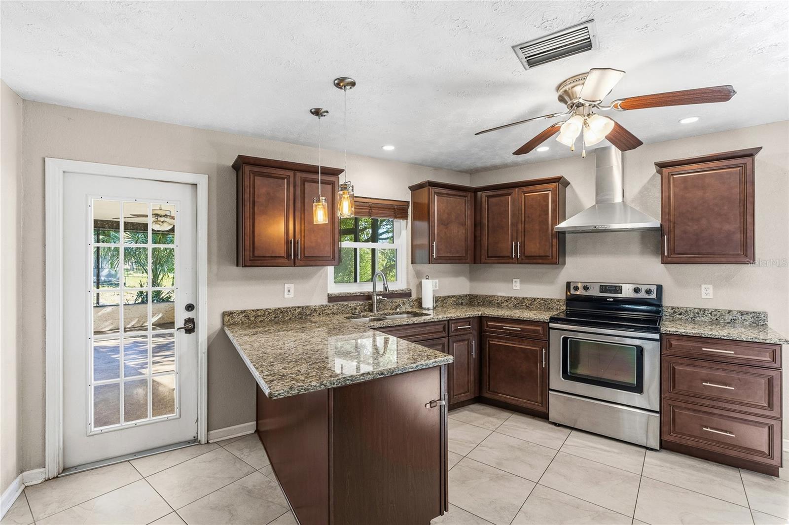 7415 LAKE FOREST CIR, PORT RICHEY, FL, 34668