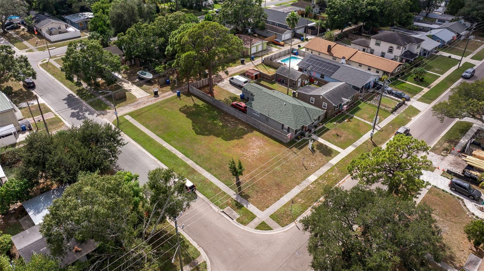 700 48TH AVE N, ST PETERSBURG, FL, 33703