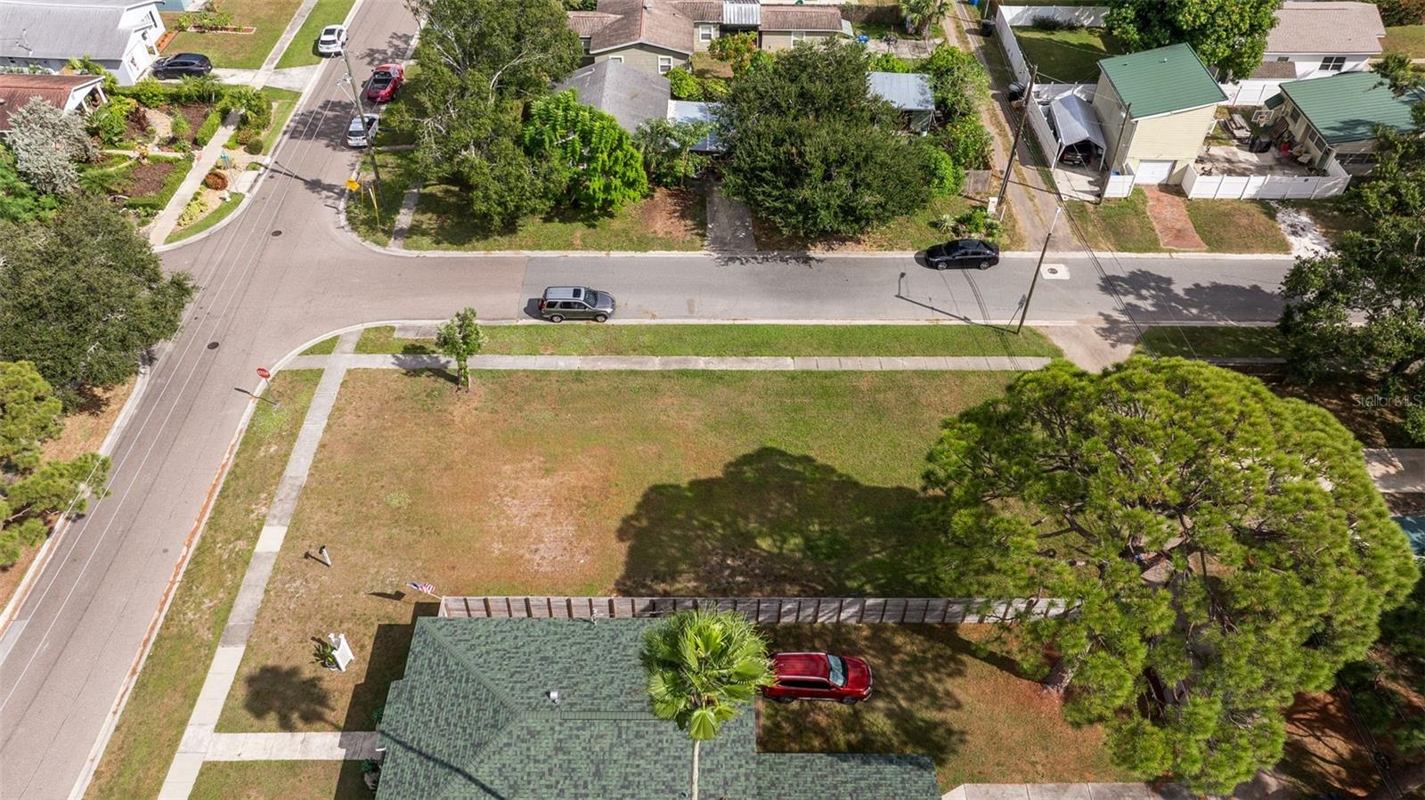 700 48TH AVE N, ST PETERSBURG, FL, 33703