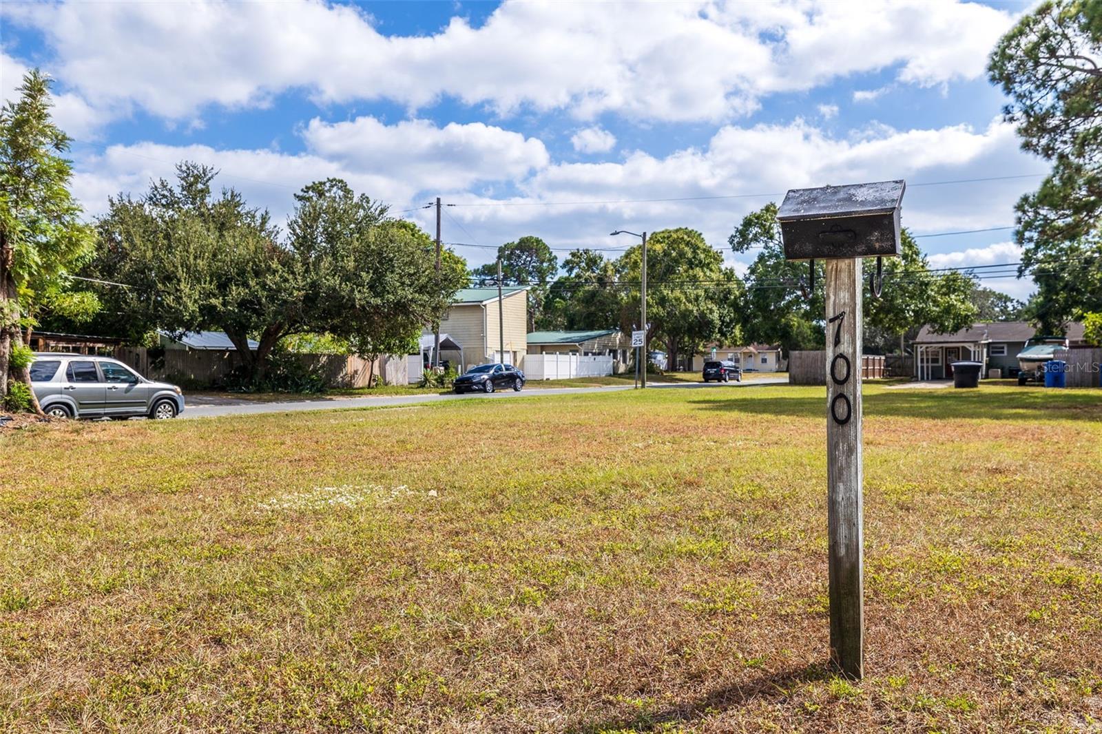 700 48TH AVE N, ST PETERSBURG, FL, 33703