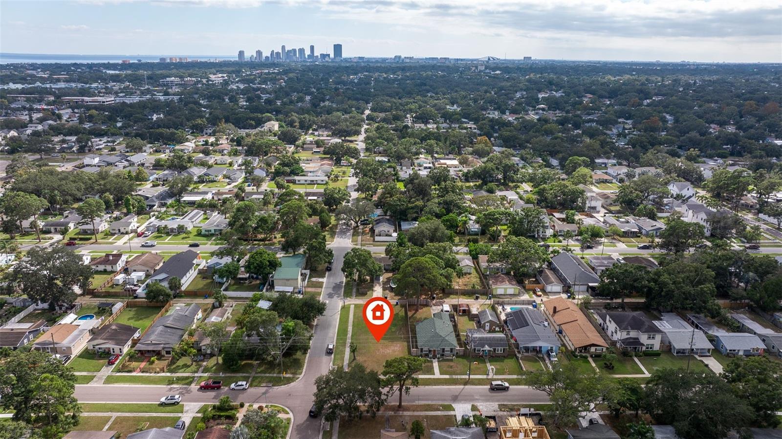 700 48TH AVE N, ST PETERSBURG, FL, 33703