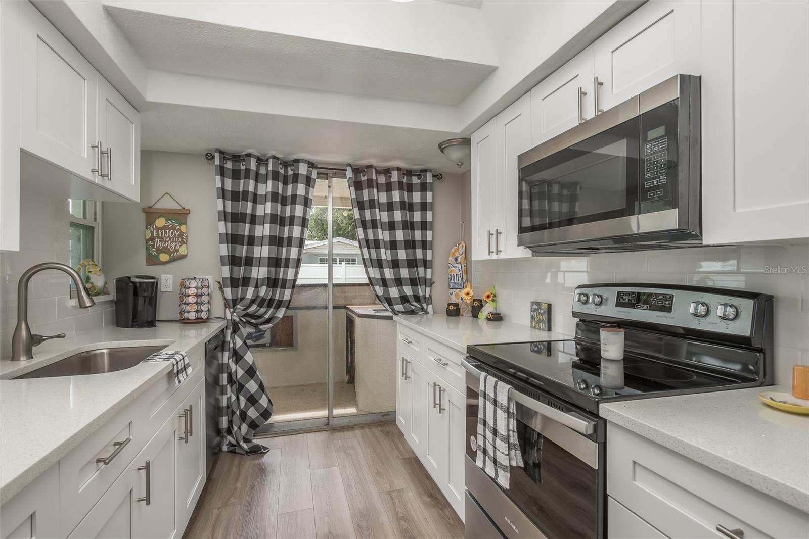 8906 CATALINA DR, PORT RICHEY, FL, 34668