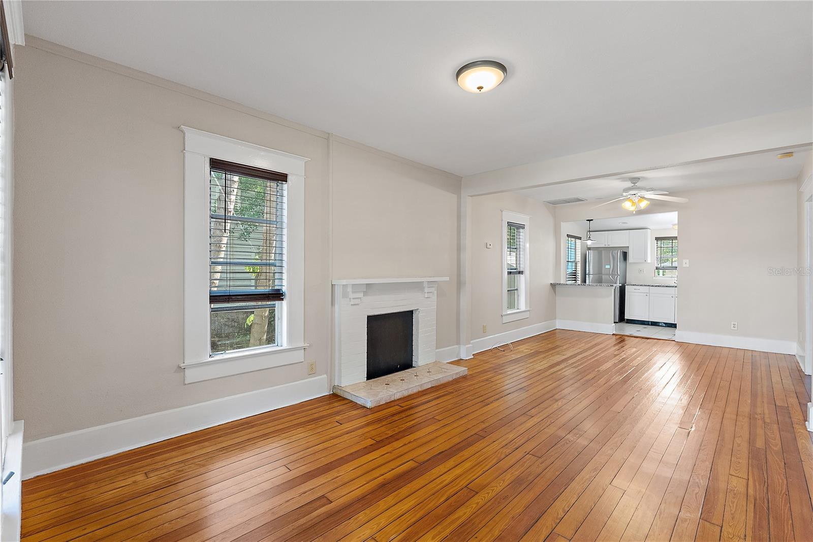 130 17TH AVE N, ST PETERSBURG, FL, 33704