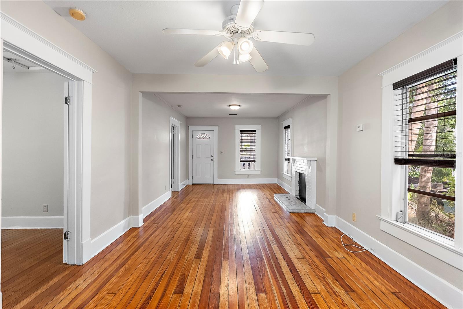 130 17TH AVE N, ST PETERSBURG, FL, 33704