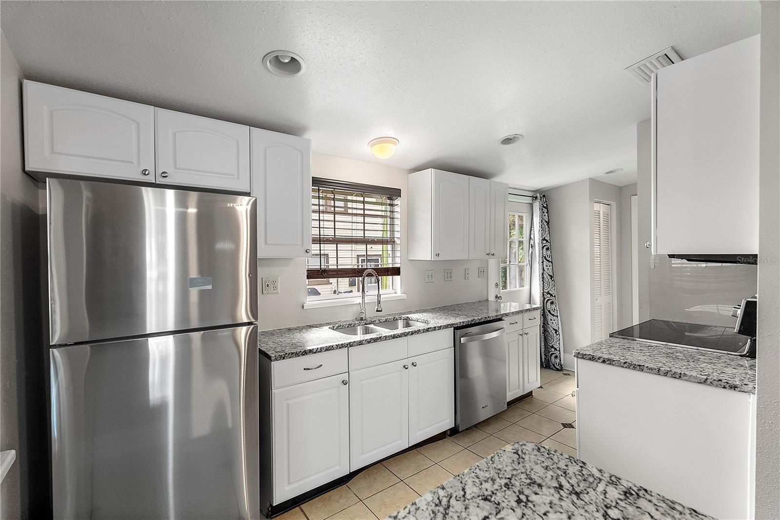 130 17TH AVE N, ST PETERSBURG, FL, 33704