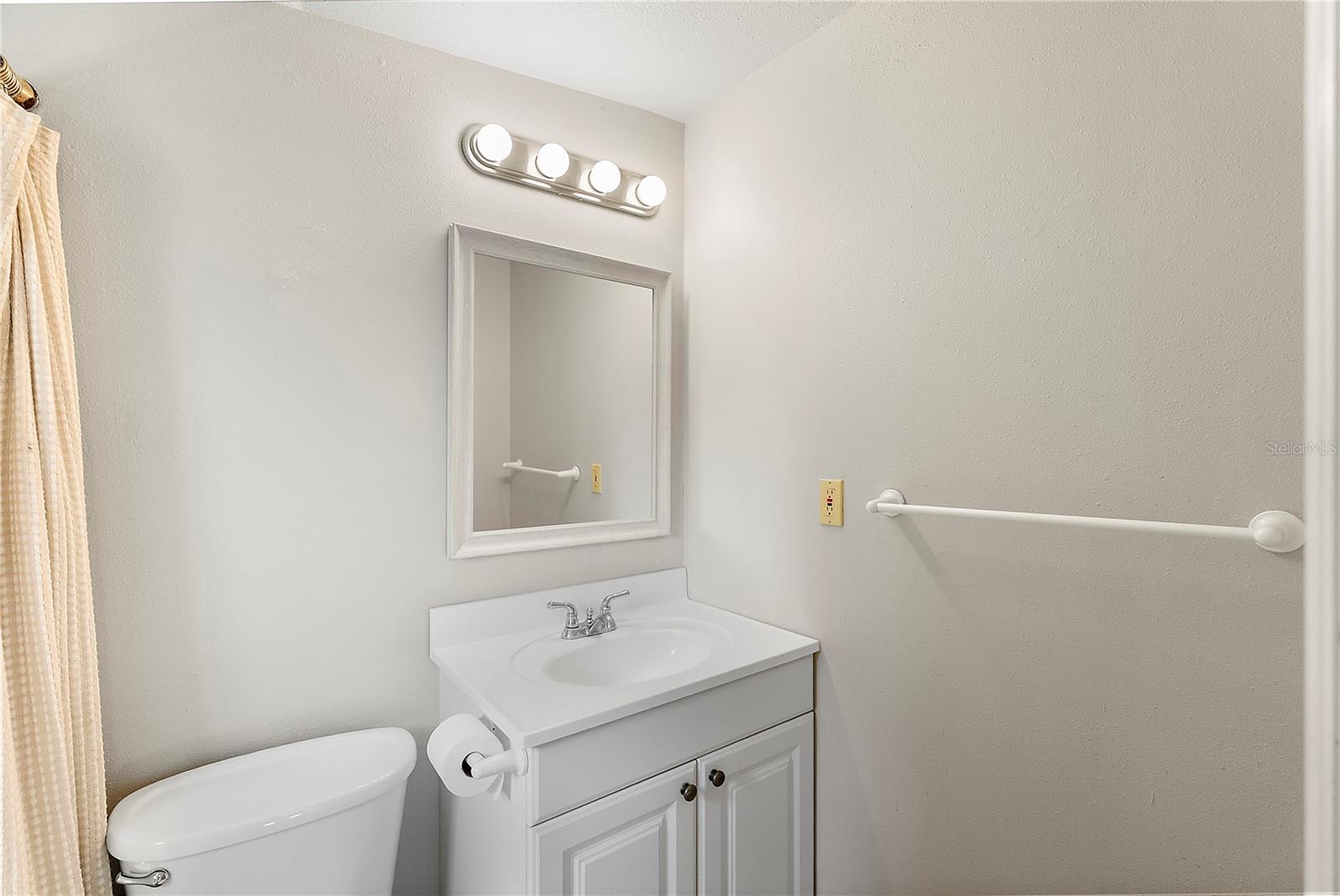 130 17TH AVE N, ST PETERSBURG, FL, 33704