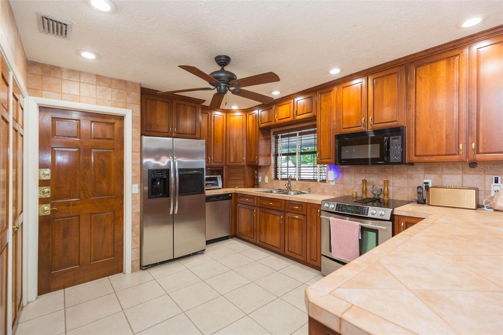 1609 OAKMONT DR, BRANDON, FL, 33511