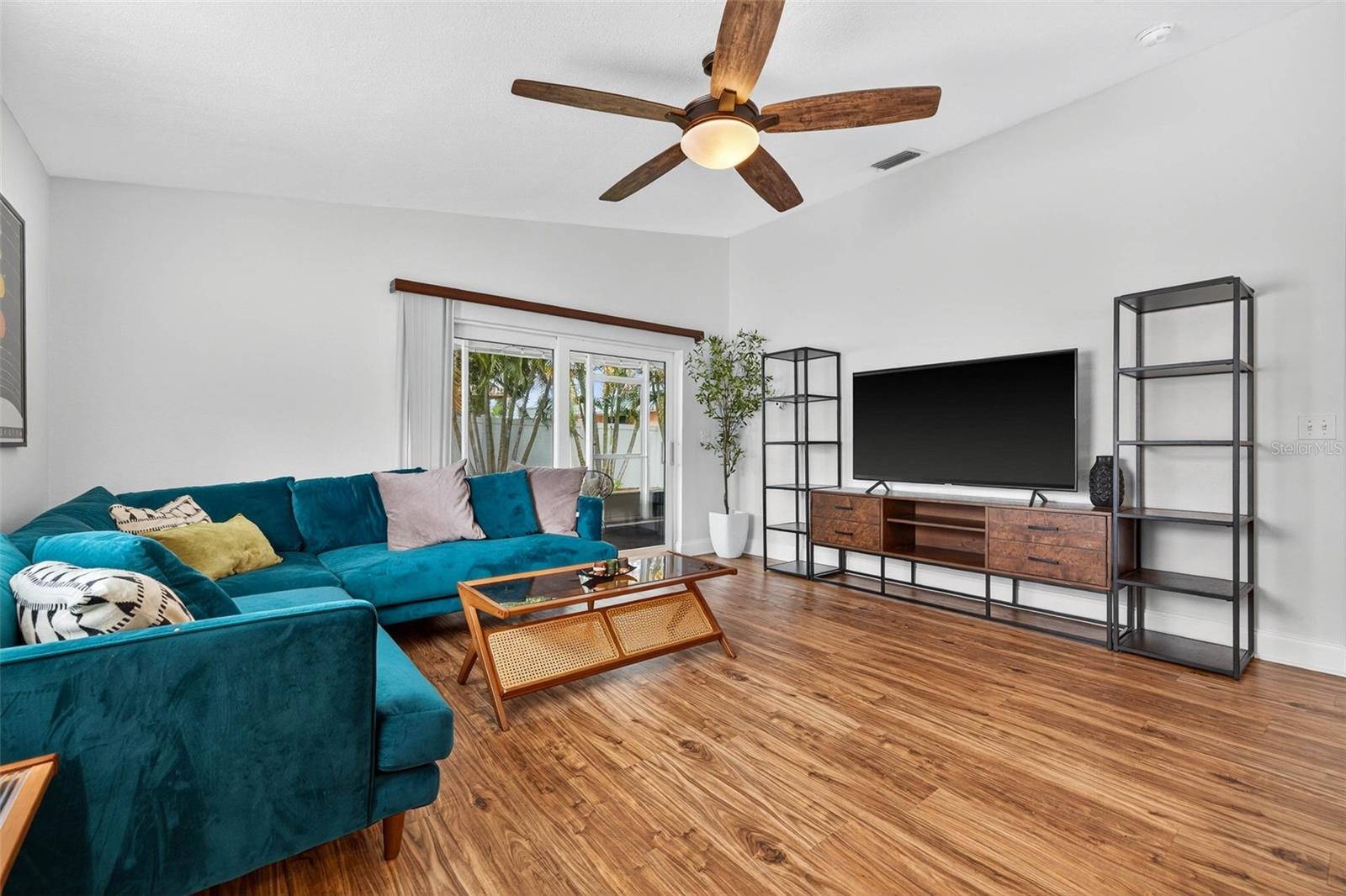 3104 15TH ST N, ST PETERSBURG, FL, 33704