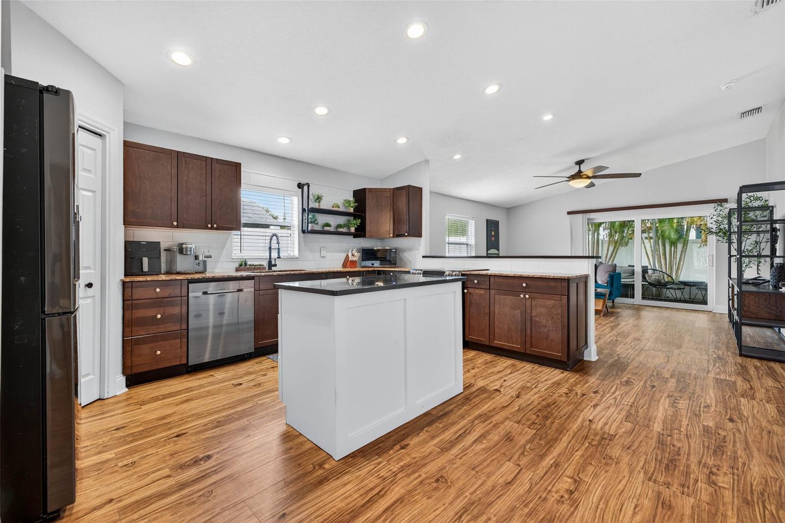 3104 15TH ST N, ST PETERSBURG, FL, 33704