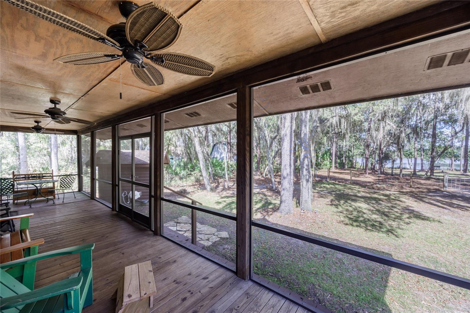 239 RILEY LAKE DR, HAWTHORNE, FL, 32640