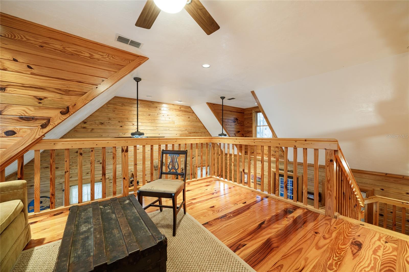 239 RILEY LAKE DR, HAWTHORNE, FL, 32640