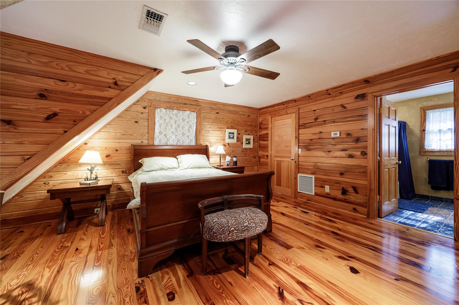 239 RILEY LAKE DR, HAWTHORNE, FL, 32640