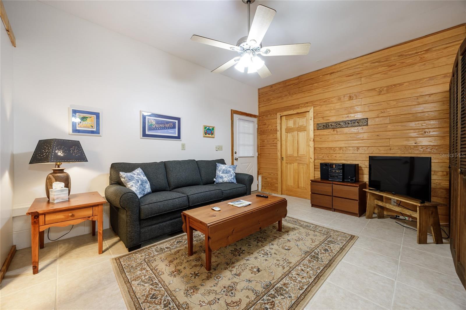 239 RILEY LAKE DR, HAWTHORNE, FL, 32640