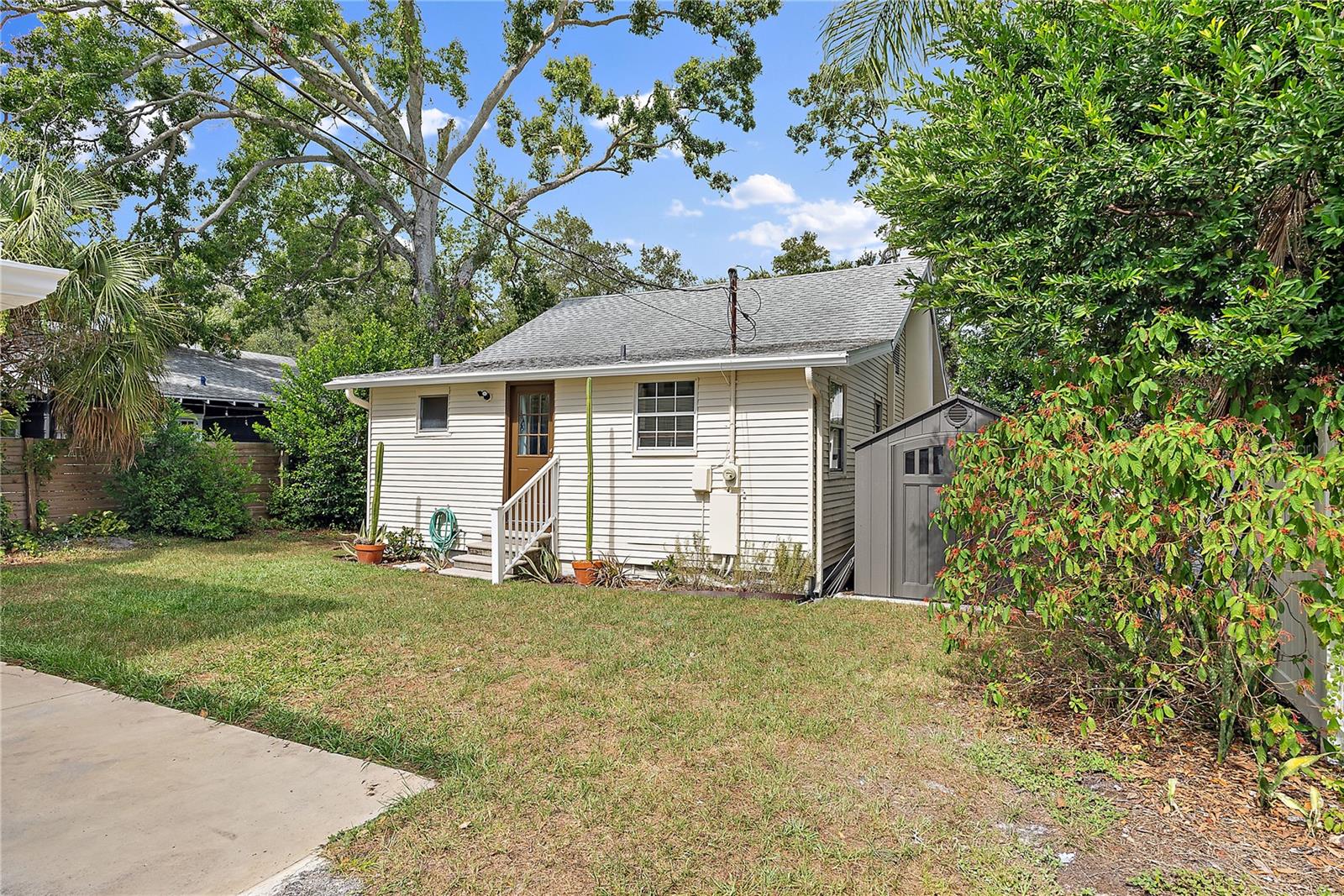 130 17TH AVE N, ST PETERSBURG, FL, 33704