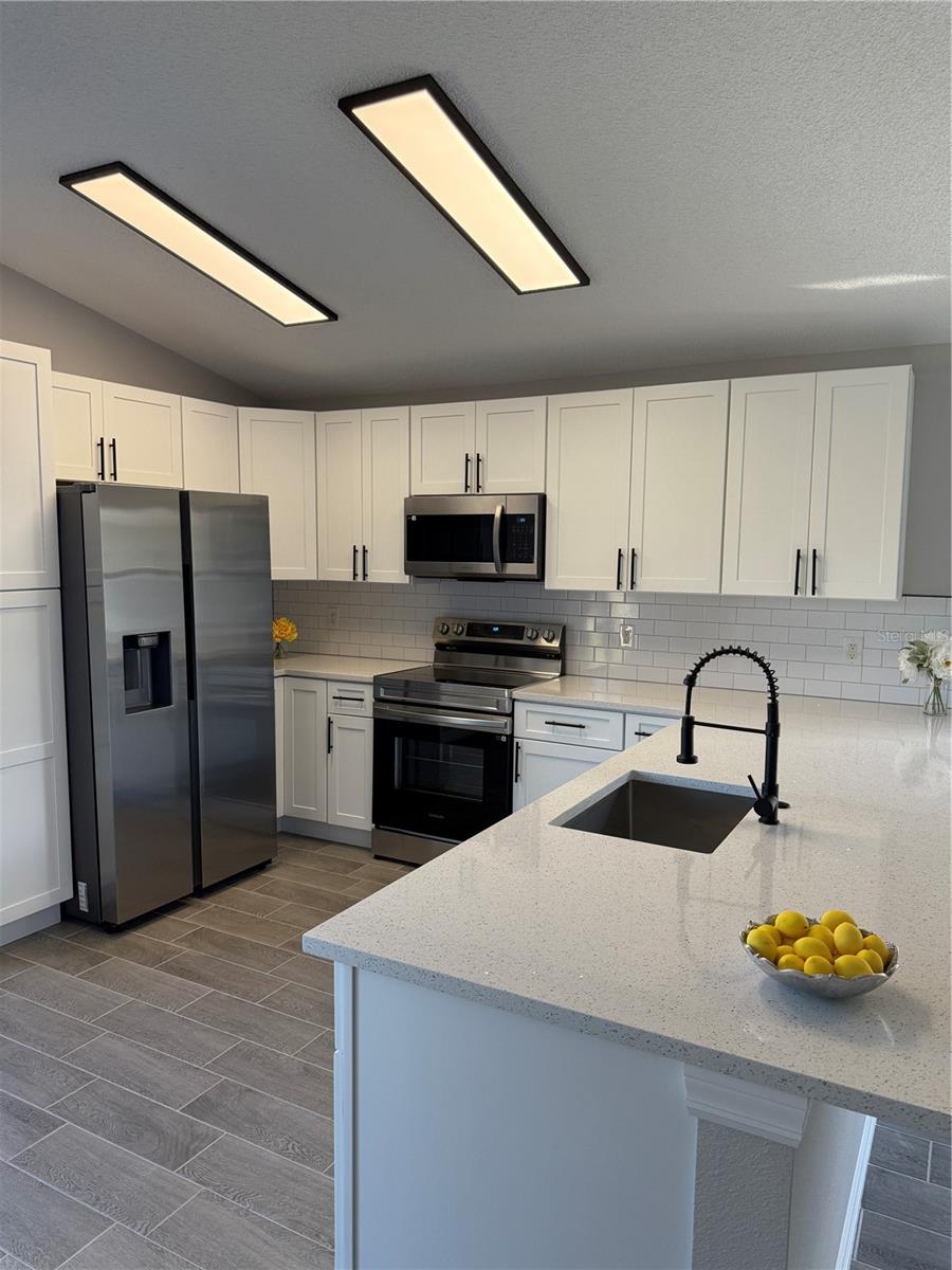 16230 COOPERS HAWK AVE, CLERMONT, FL, 34714