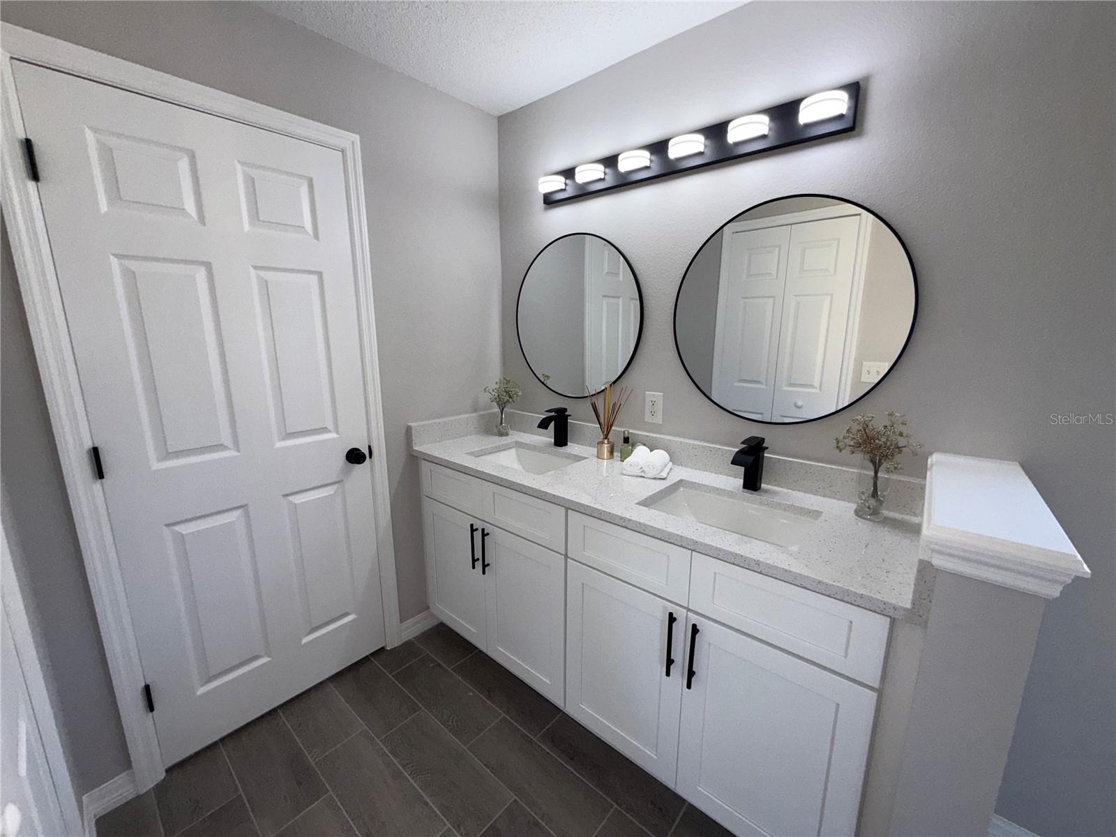 16230 COOPERS HAWK AVE, CLERMONT, FL, 34714