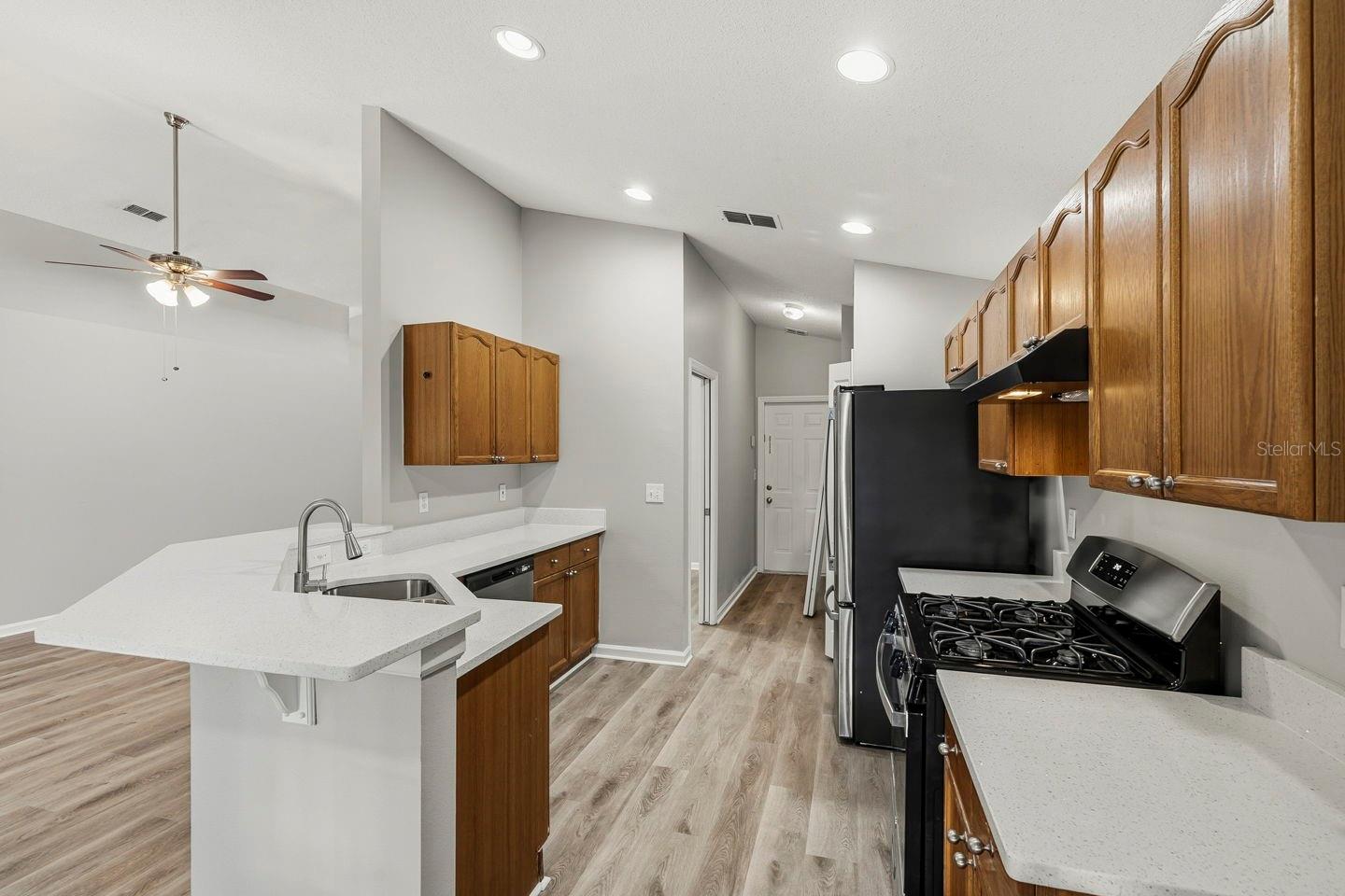 15734 AUTUMN GLEN AVE, CLERMONT, FL, 34714