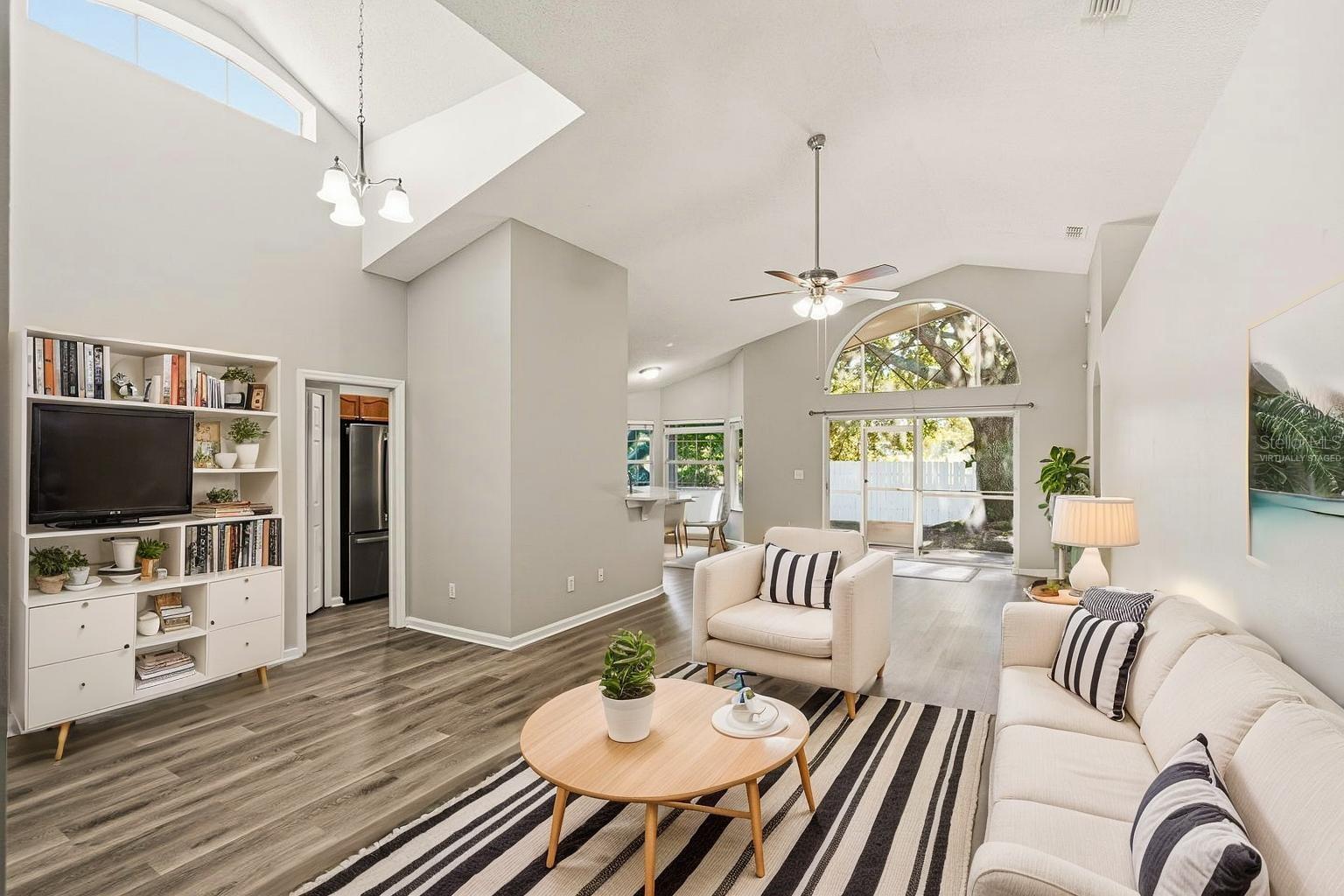 15734 AUTUMN GLEN AVE, CLERMONT, FL, 34714