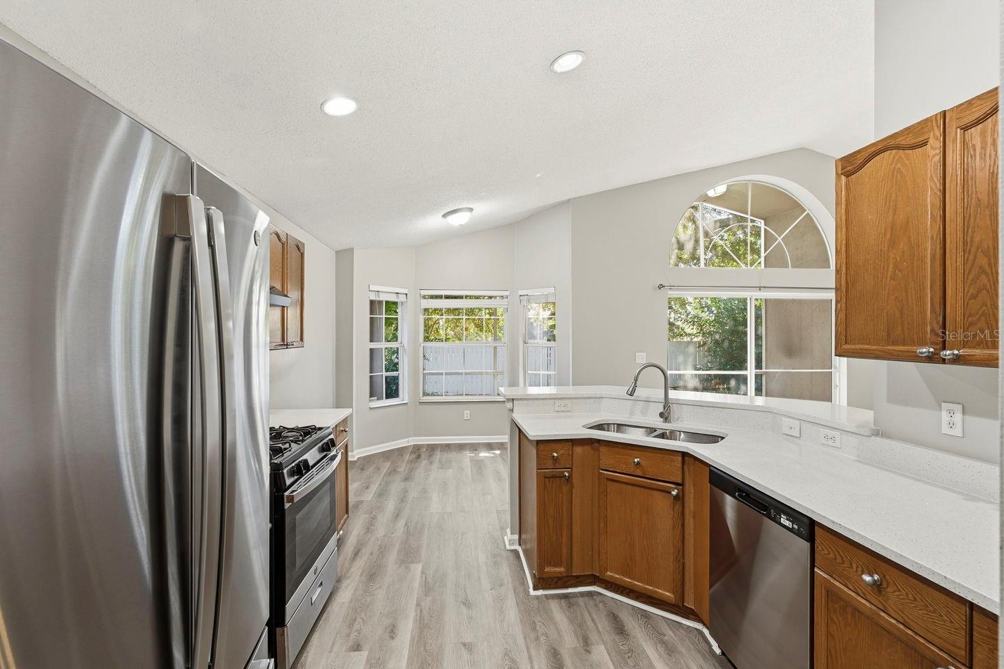 15734 AUTUMN GLEN AVE, CLERMONT, FL, 34714