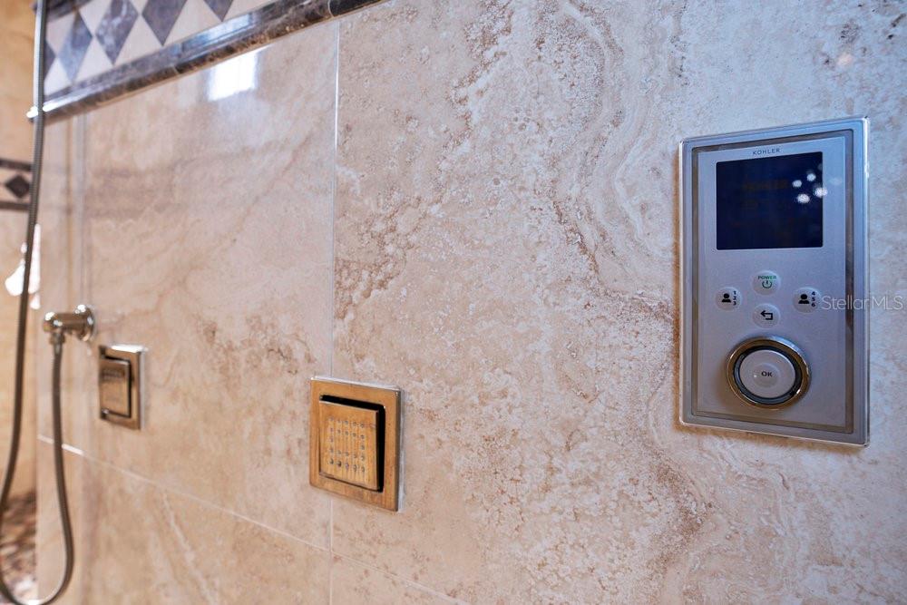 5750 EMERINGTON CRES, ORLANDO, FL, 32819