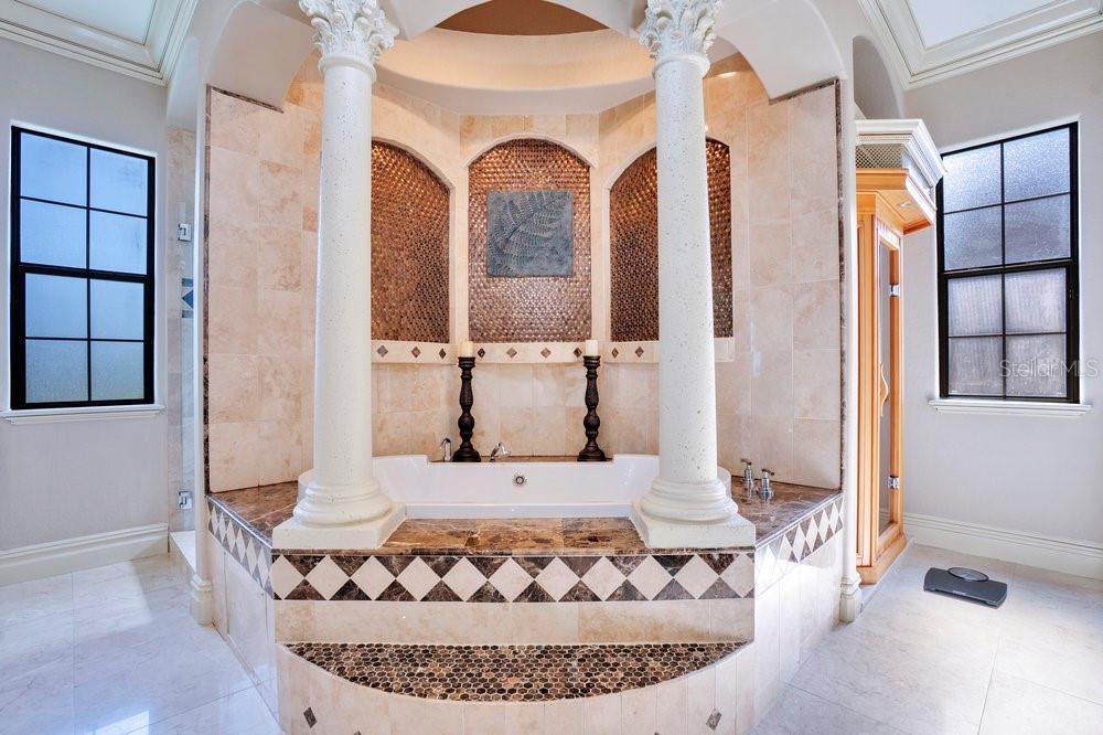 5750 EMERINGTON CRES, ORLANDO, FL, 32819